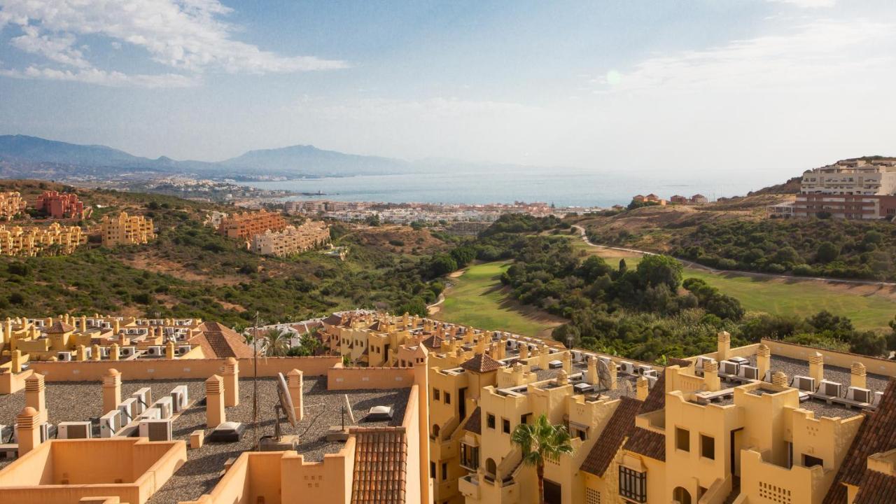 Duquesa Village 16,62,32 Manilva Bagian luar foto