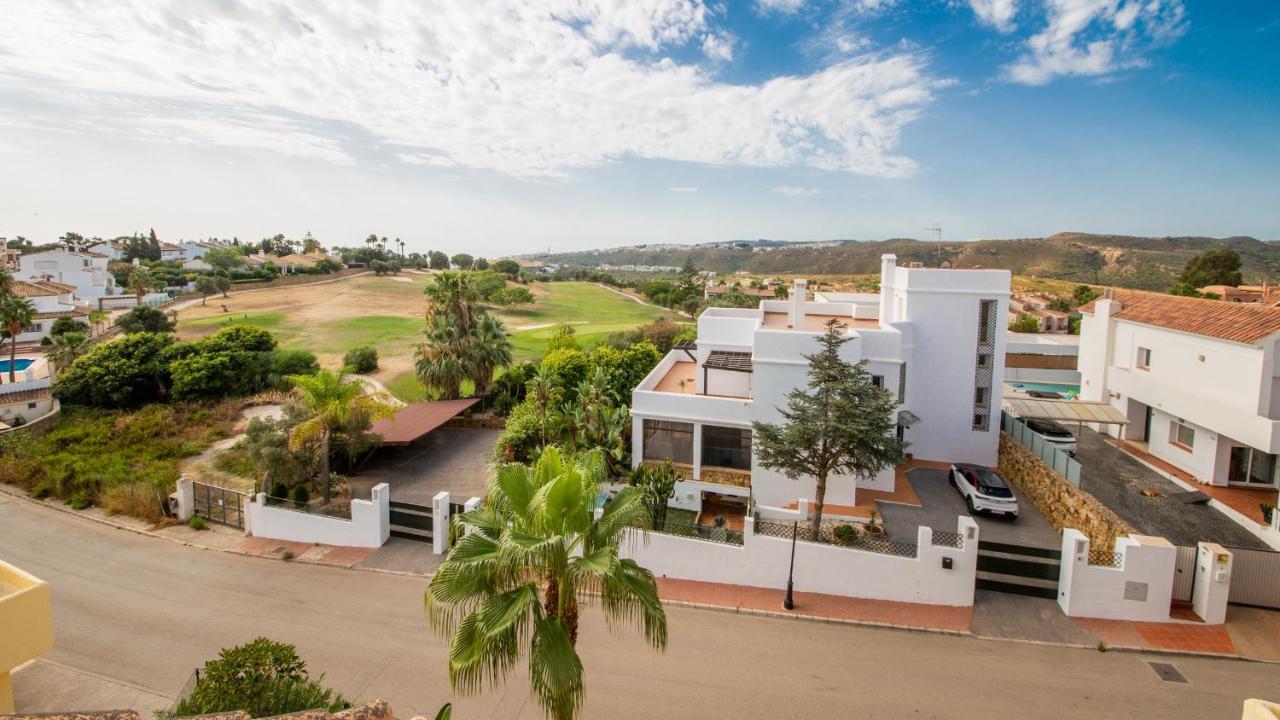 Duquesa Village 16,62,32 Manilva Bagian luar foto